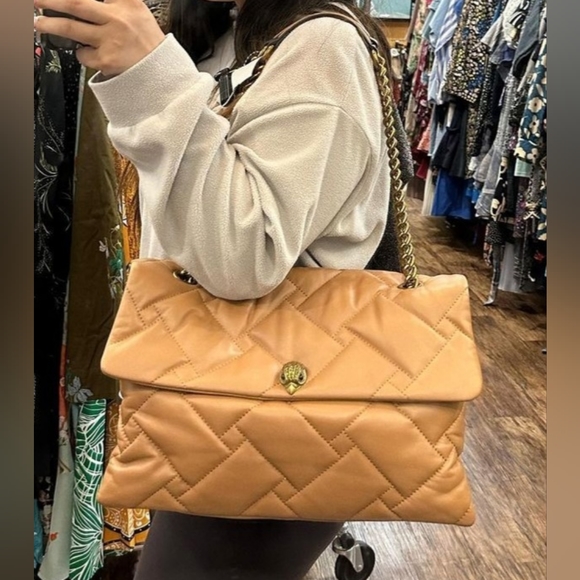 Kurt Geiger London XXL Soft Quilted Leather Kensington Shoulder Handbag - Picture 6 of 10